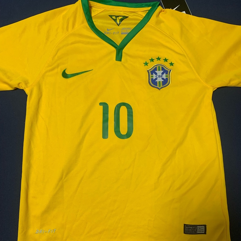 Neymar Brazil jersey